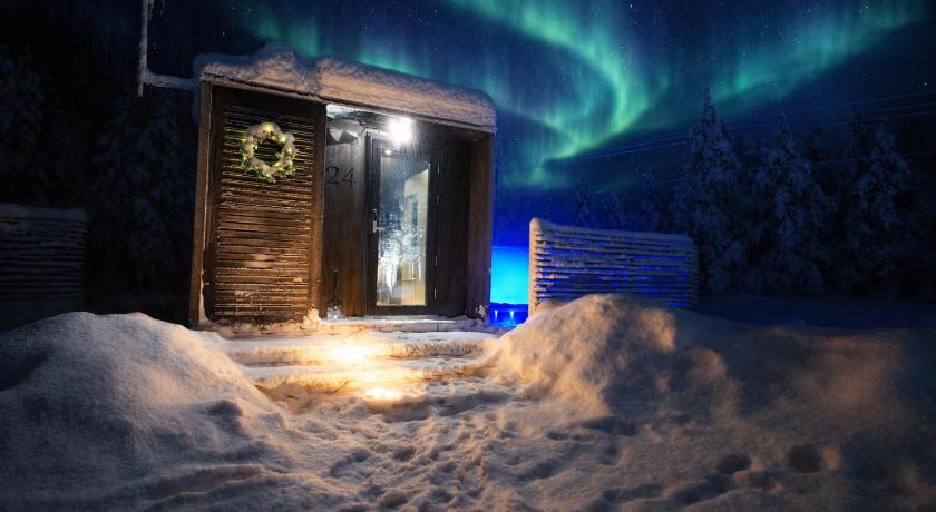 Aurora Igloo Village Yllas - Hot Tub