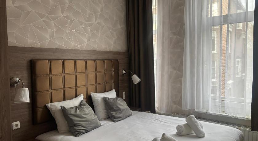 Image of Standard Double Room 9