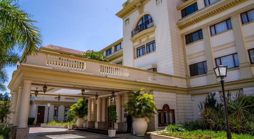 Polana Serena Hotel - image 16