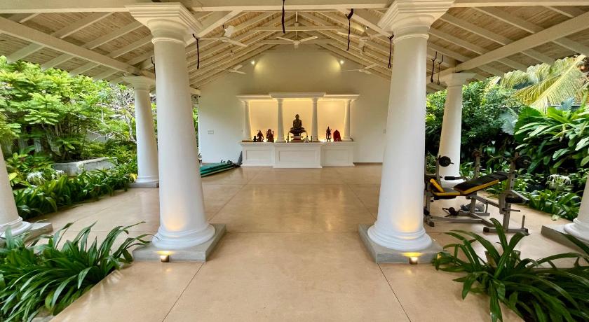 Younger Villas & Resorts - Claire Villa - image 3