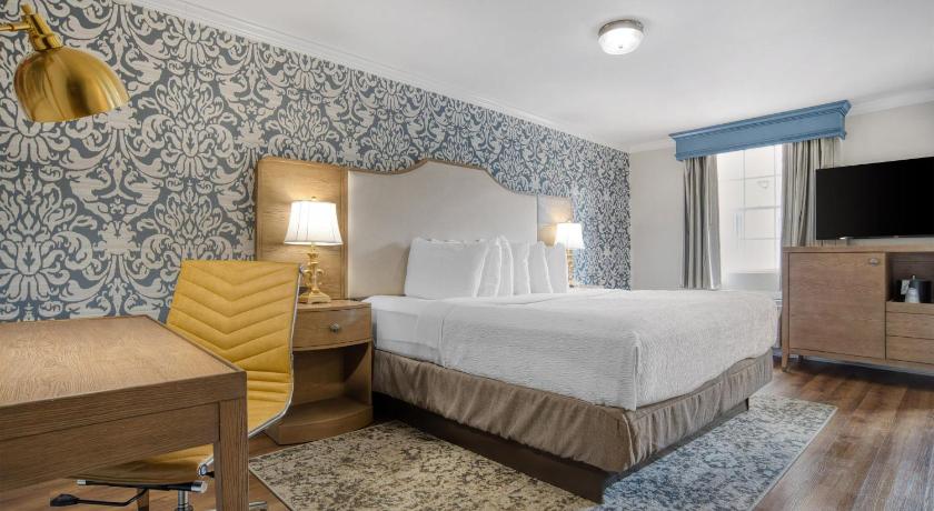 Best Western Plus French Quarter Courtyard Hotel