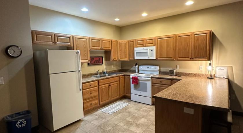 러시포드 The Rushford Inn 4성급 숙소 레스토랑