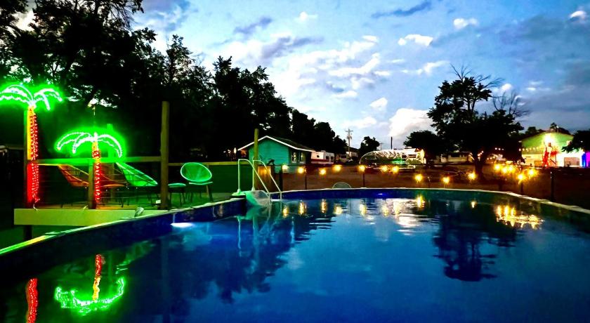 Starlite Vintage Resort