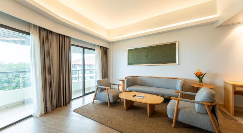 Image of Executive Sea-Facing Suite 4