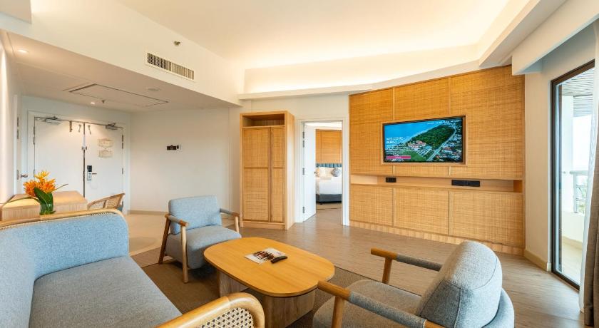 Image of Executive Sea-Facing Suite 3