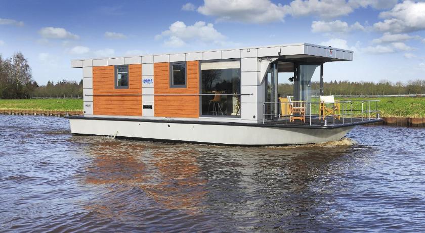 Hausboot und Zimmervermietung Boot & Bike Hansestadt Anklam