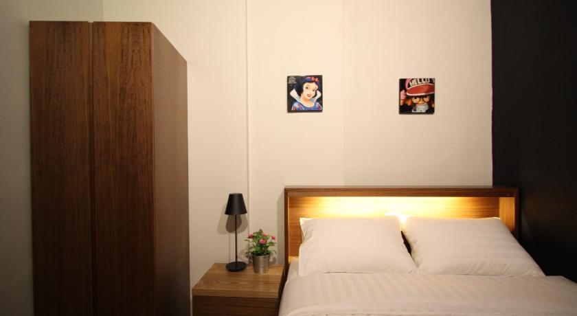 Image of Double Room 8