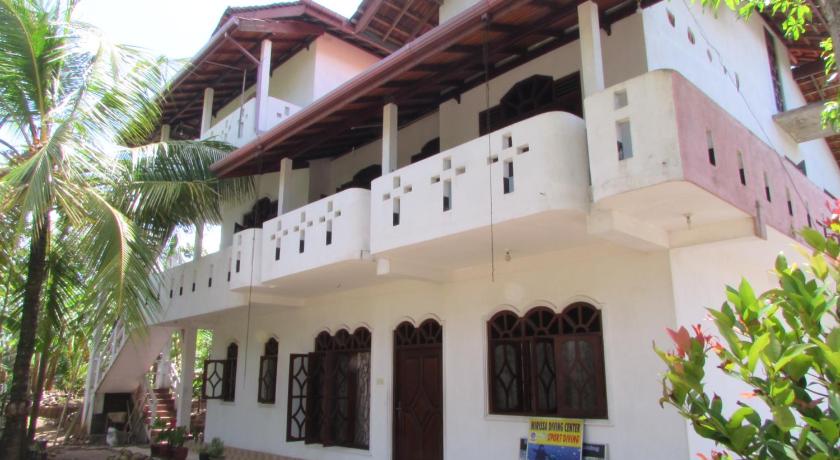 Rainbow Guest House - image 3