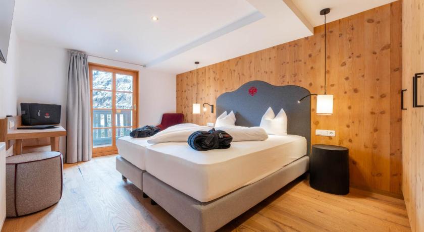 ドルンビルン Adler Damuls Gasthof Hotel 4つ星 ホテル ロビー