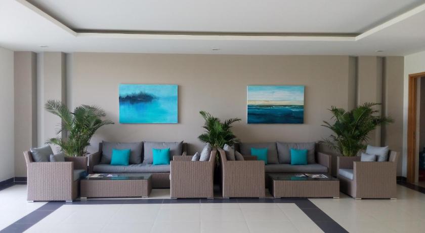 Ocean Apartment Spa & Golf Danang photo