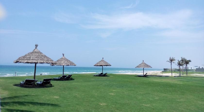 Ocean Apartment Spa & Golf Danang photo
