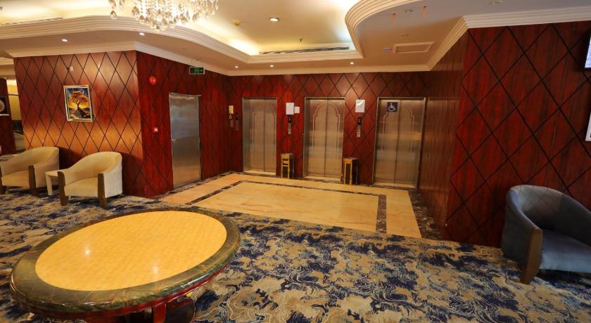 Maysan AL Multaqa Hotel - image 10