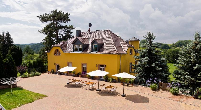 Pension Kroppental — Hotel in Naumburg/Saale
