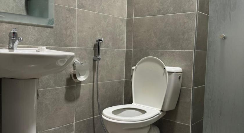 Image of Double or Twin Room with Shower 13