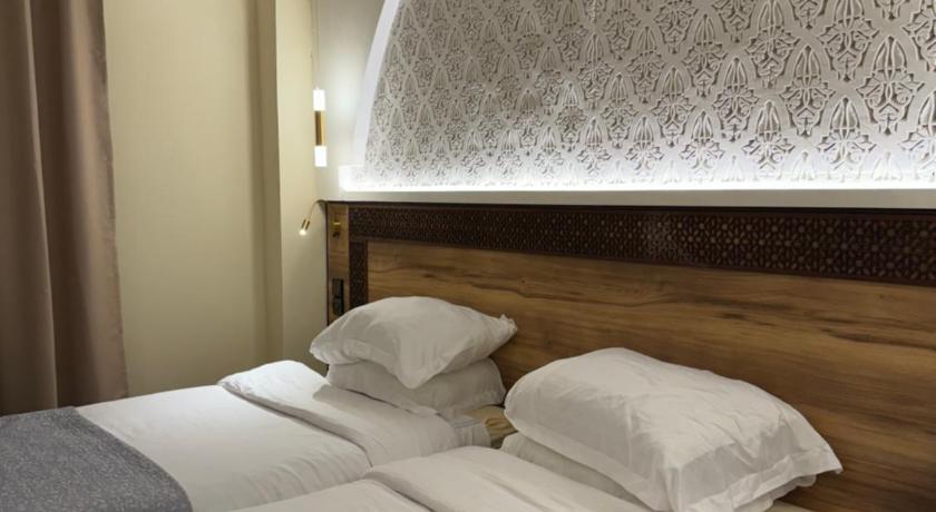 Image of Double or Twin Room with Shower 7