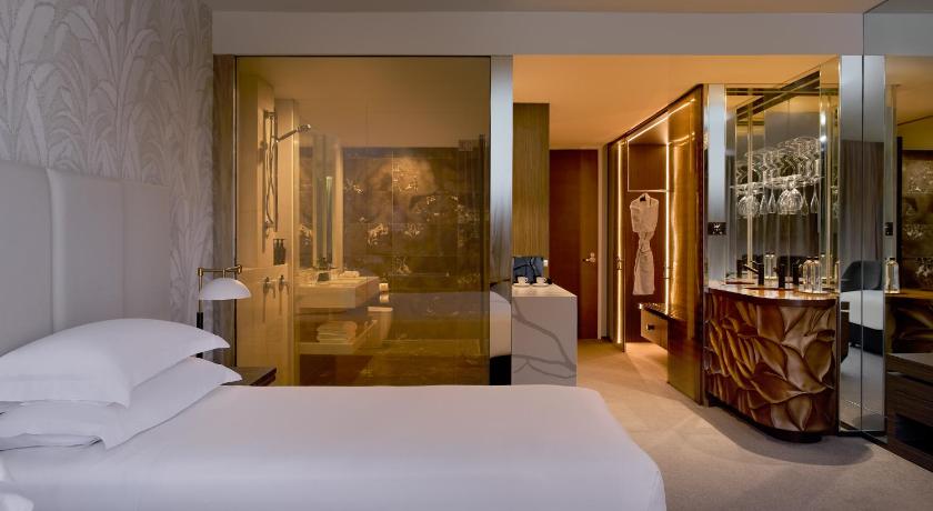 Image of Vista Twin Suite with Free Wifi 4