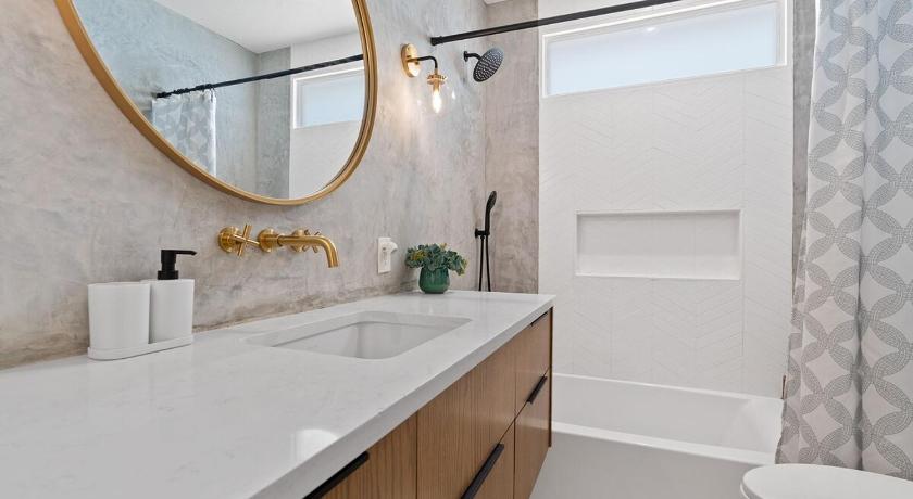オースティン Bright Renovated ATX Home with Yard and Cowboy Pool 2つ星 宿泊施設 プール