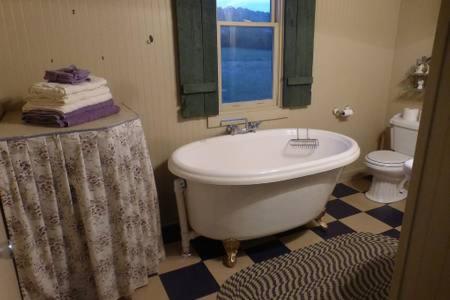 멀베리 (TN) Mulberry Lavender Farm and B&B 3성급 숙소 스위트룸