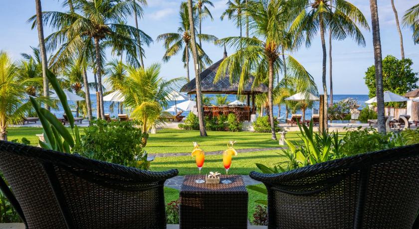 Image of Bungalow with Sea View 3