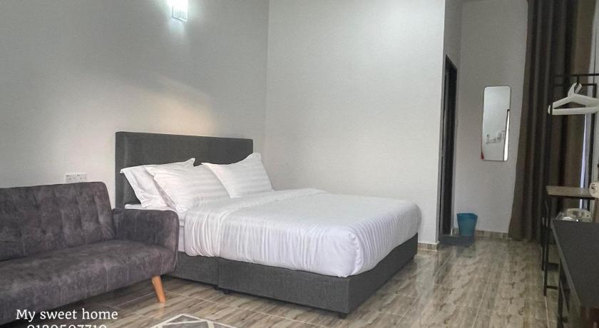 MY SWEET HOME ROOMSTAY - image 2