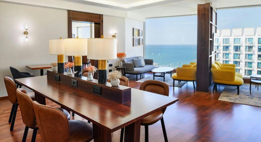 Renaissance Tel Aviv Hotel - image 13