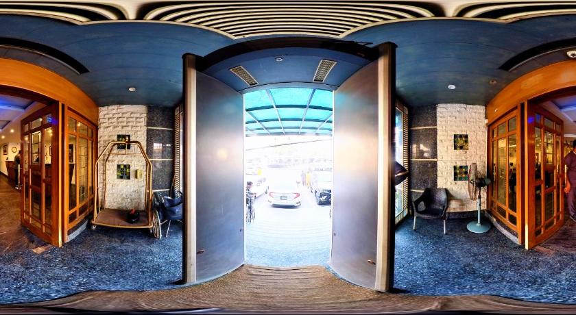 Heaven Hotel - image 11