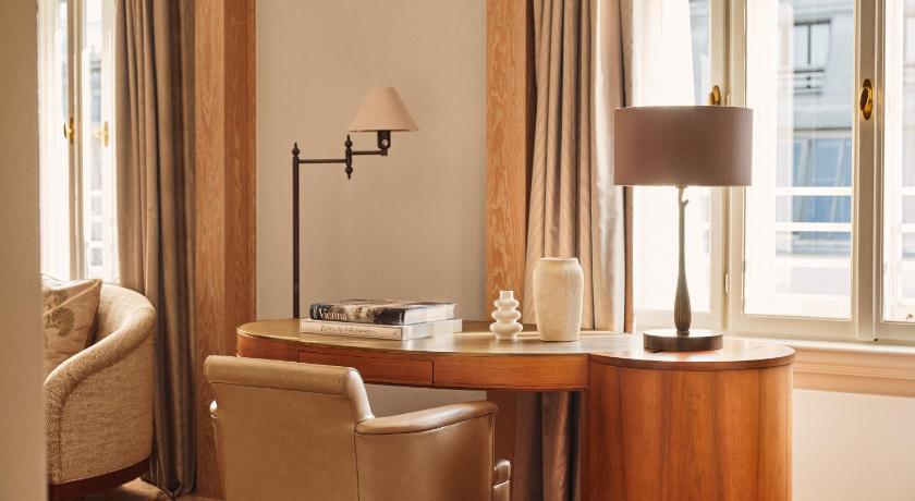 Image of 3 Bedroom Suite 5