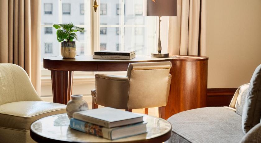 Image of 3 Bedroom Suite 6