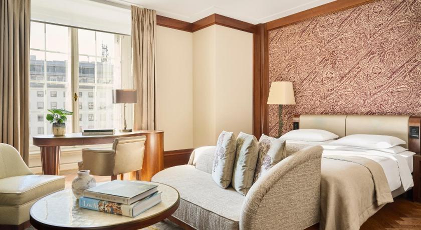 Image of 3 Bedroom Suite 11