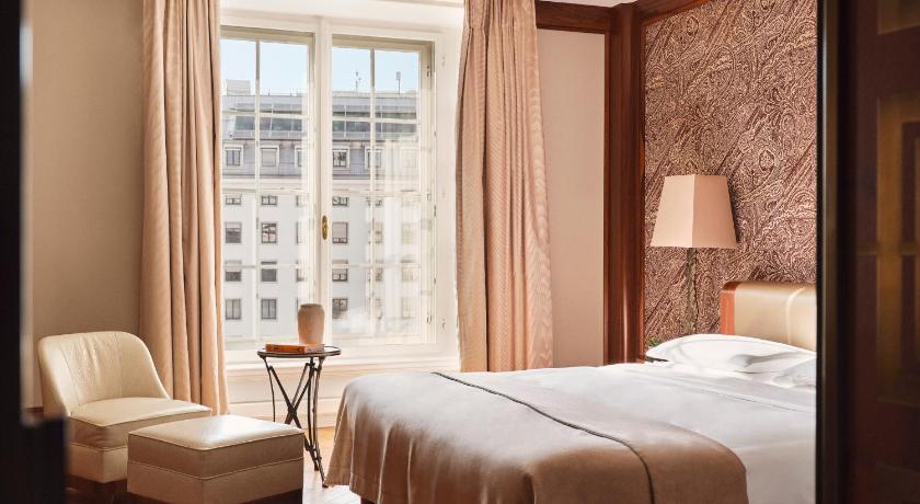 Image of Park Suite View 8