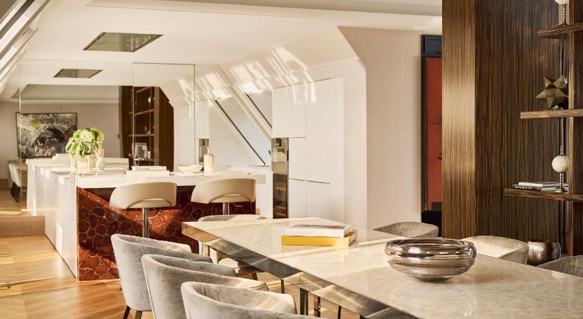 Image of Royal Penthouse Suite 6