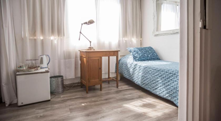 Image of Four-Bedroom Apartment 16