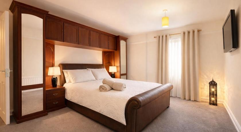 Contractors Residence - Long Stay DISC0UNT- Private Parking - Central Location - Fast Wifi