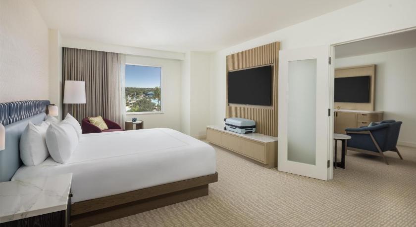 Image of One Bedroom Suite - Non-Smoking 1