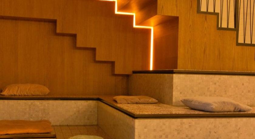 De Lola Podshotel - image 9