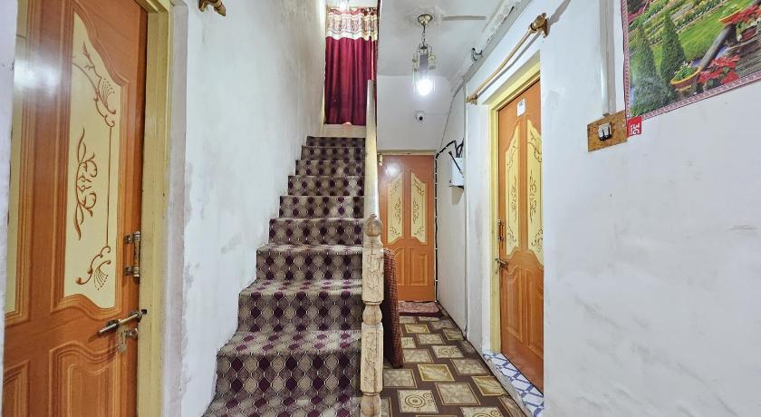 Kashmir Naaz - image 12