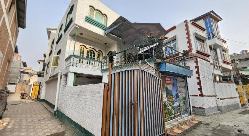 Kashmir Naaz - image 8