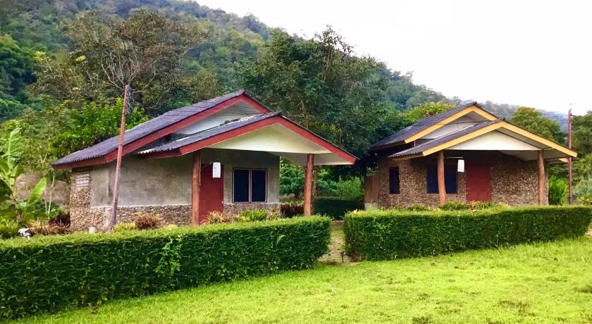 Doi Lom Elephant farmstay