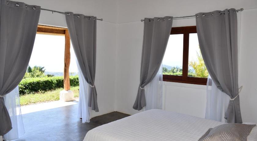 Hotel Peace & Lodge photo