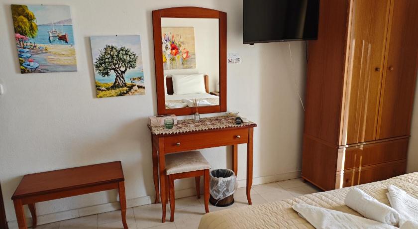 Image of Studio with Sea View 9