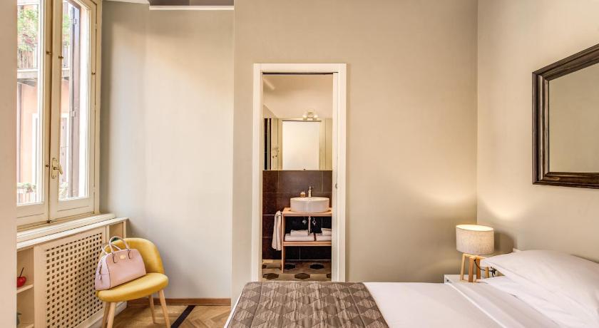 Image of 3 Bedroom Deluxe Apartment 12
