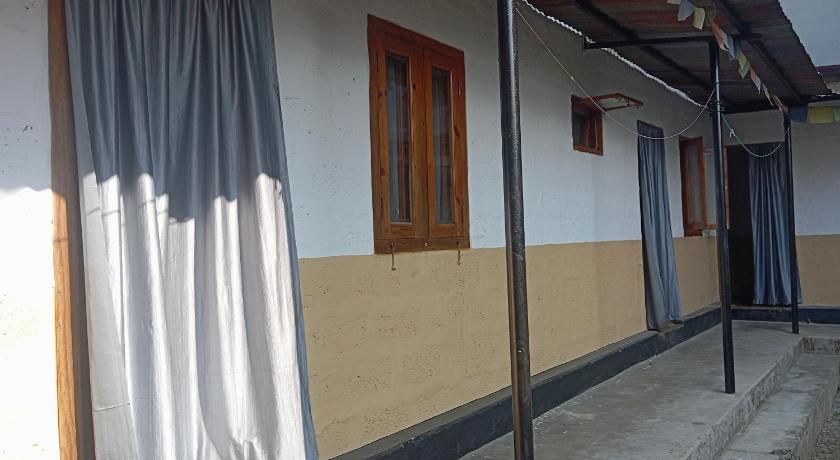 The office bar — Pokhara (5)