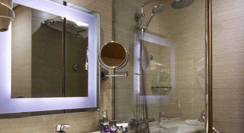 Image of Standard Double Room with View 11