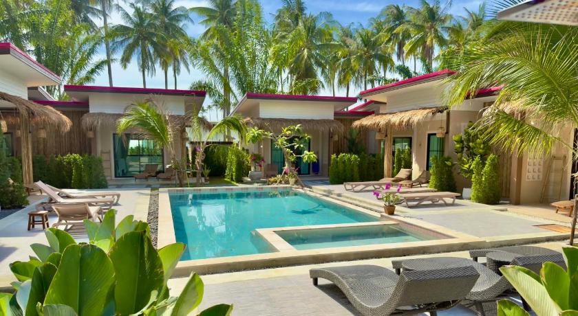 Image of Luxury Bungalow 5
