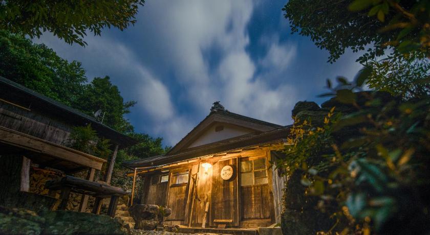 Oyamanoyado Michitsuji — Hotel in Otoyo