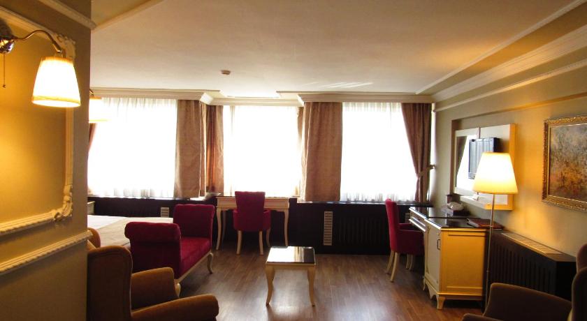 Kadikoy Park Suites