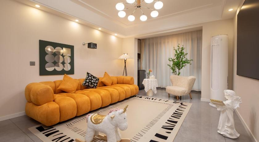 Zhangjiajie Zhangjiajie Local Vibe Downtown Guesthouse & 2 consecutive nights include 1 free pick-up &Free Kitch Hotel restaurant