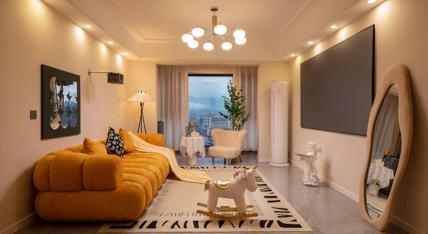 Zhangjiajie Zhangjiajie Local Vibe Downtown Guesthouse & 2 consecutive nights include 1 free pick-up &Free Kitch Hotel suite
