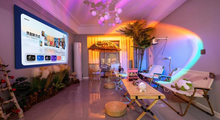Zhangjiajie Zhangjiajie Local Vibe Downtown Guesthouse & 2 consecutive nights include 1 free pick-up &Free Kitch Hotel amenity