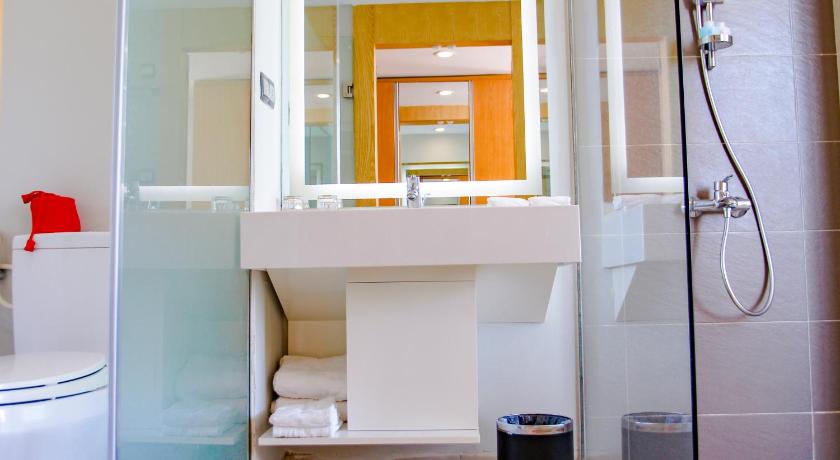 Image of Superior City View 3